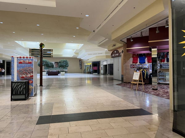 Lansing Mall - Aug 13 2022 (newer photo)